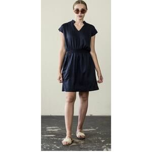 Bodybag by Jude Clothing Co Womens Large Lakeview Dress Blue 100% Tencel Pockets